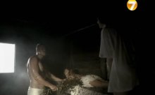 Видео и фото Анна Хилькевич голая в сериале "Казаки-разбойники"