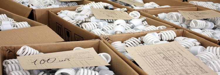 Накопление люминесцентных ламп