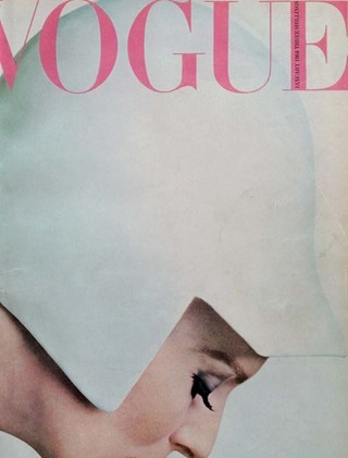История глазами обложки Vogue (Британия). Изображение № 40.