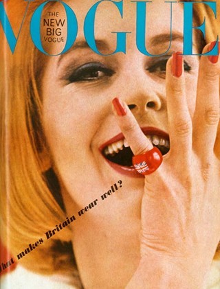 История глазами обложки Vogue (Британия). Изображение № 39.