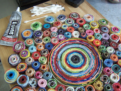 Панно из цветных журналов