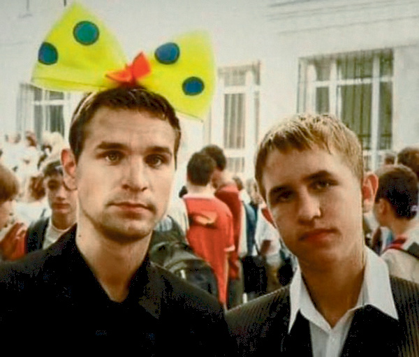 Виктор и его младший брат Иван связали жизнь со сценой