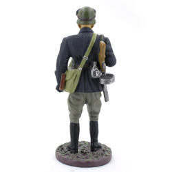 Оловянная миниатюра мотоциклист автобронетанковых войск РККА 