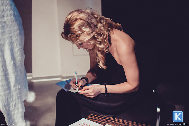 Кристина Кузьмина: поэзия женских форм