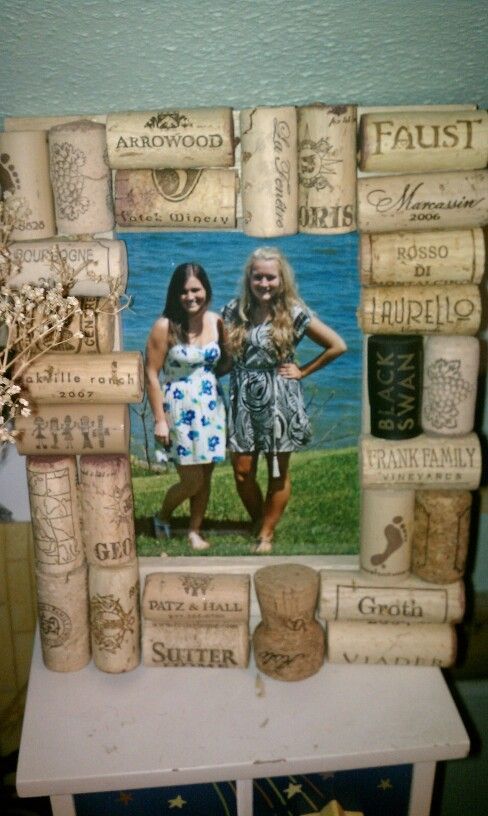 DIY wine cork picture frame