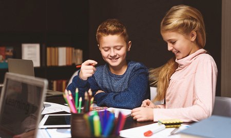 мифов об онлайн-образовании: почему стоит изучать школьную программу в интернете